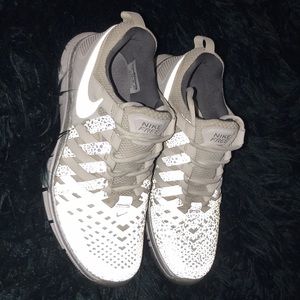 Nike Free Trainers men’s 8.5